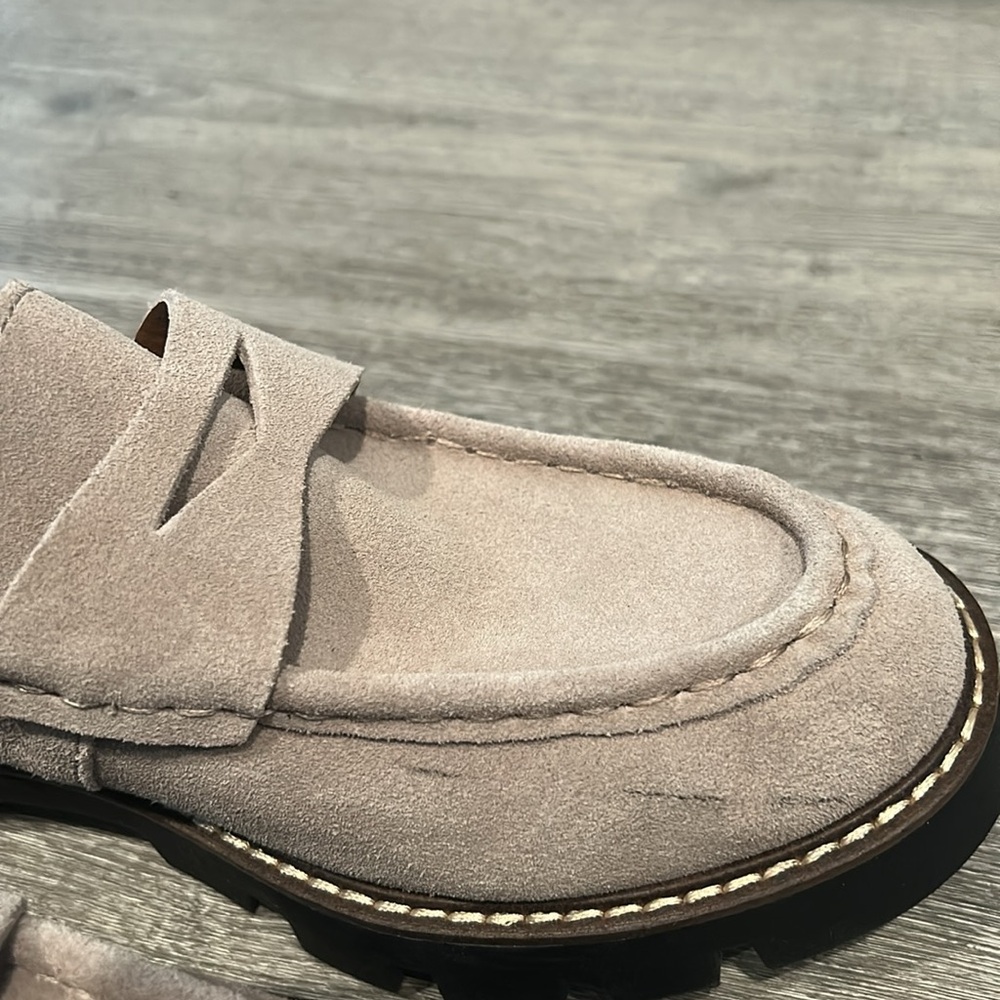 House of Harlow 1960 Gunner Suede Lug Sole Loafers Light Taupe Size 8 - Picture 4 of 7
